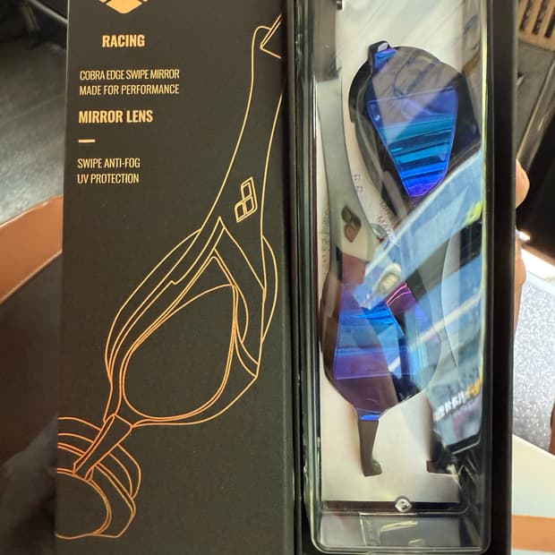 아레나 코브라 엣지 블랙 그레이 새상품