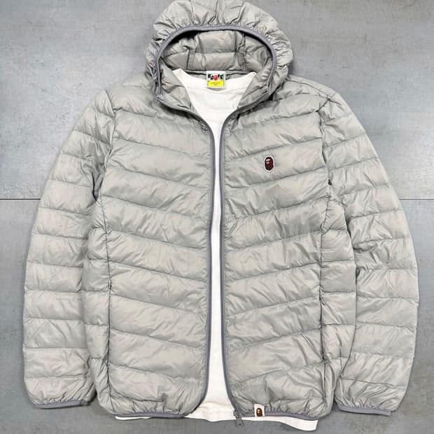 베이프 경량패딩