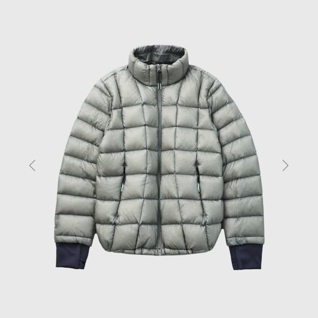 999휴머니티 구스 패딩 라이트그레이 1사이즈