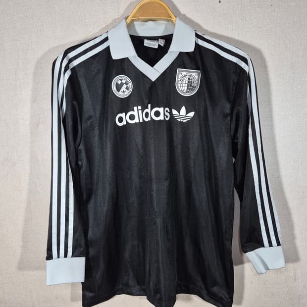 Adidas 아디다스 풋볼롱카라티(M)