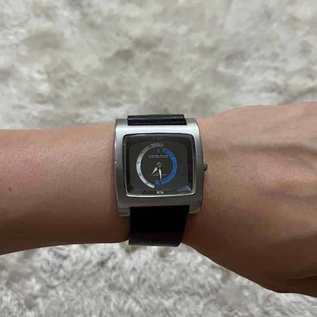 디젤 빈티지 쿼츠 워치