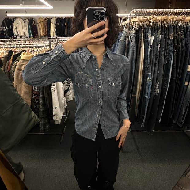 160)리바이스 빈티지 자수 포인트 데님 셔츠