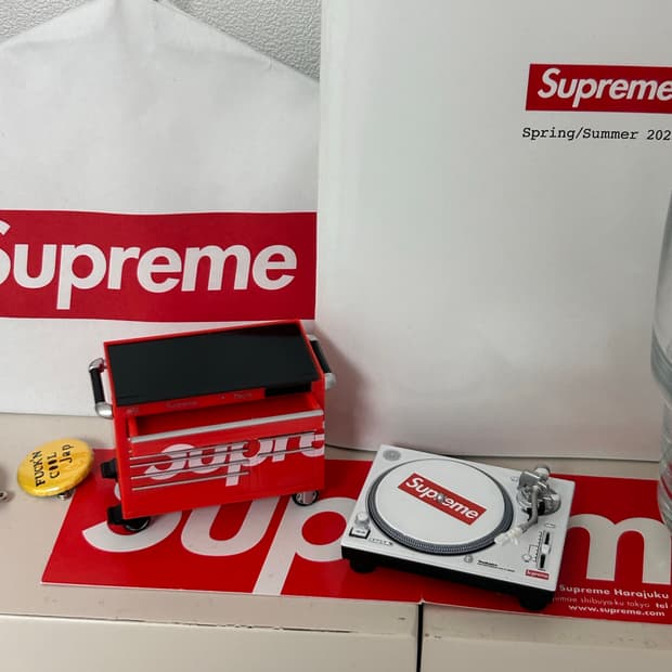 반다이 슈프림 가챠