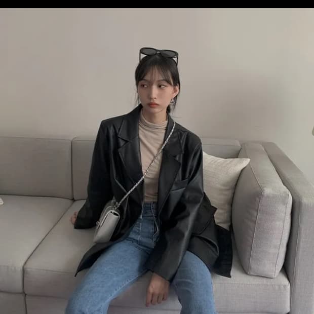 에이블리 비건 오버핏 가죽 자켓 블랙