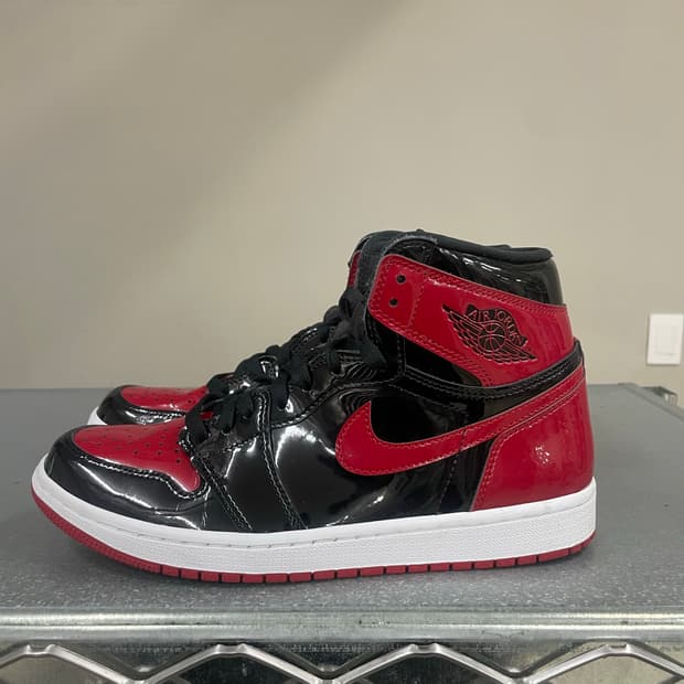 조던 1 레트로 하이 OG 페이턴트 브레드 270