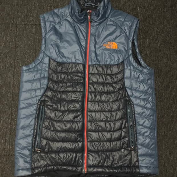 노스페이스 엑셀로프트 경량패딩 베스트