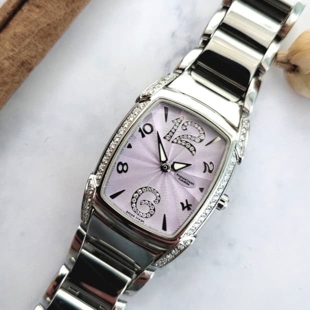 정품 파르미지아니 플러리에 칼파 피콜라 쿼츠시계 정품 박스 설명서 구성