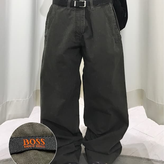 HUGO BOSS Brown pants