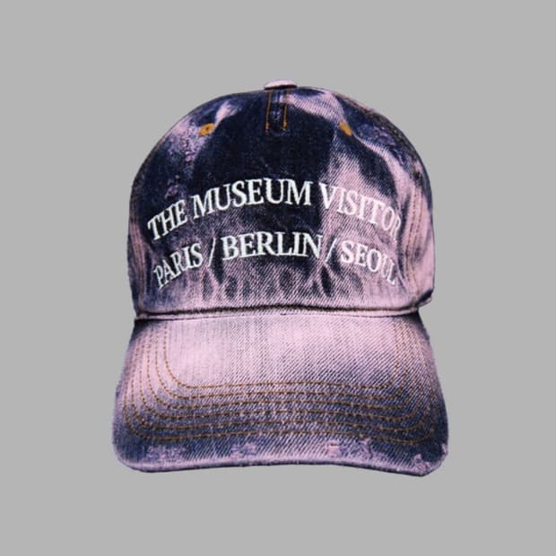 더뮤지엄비지터 washed denim ballcap