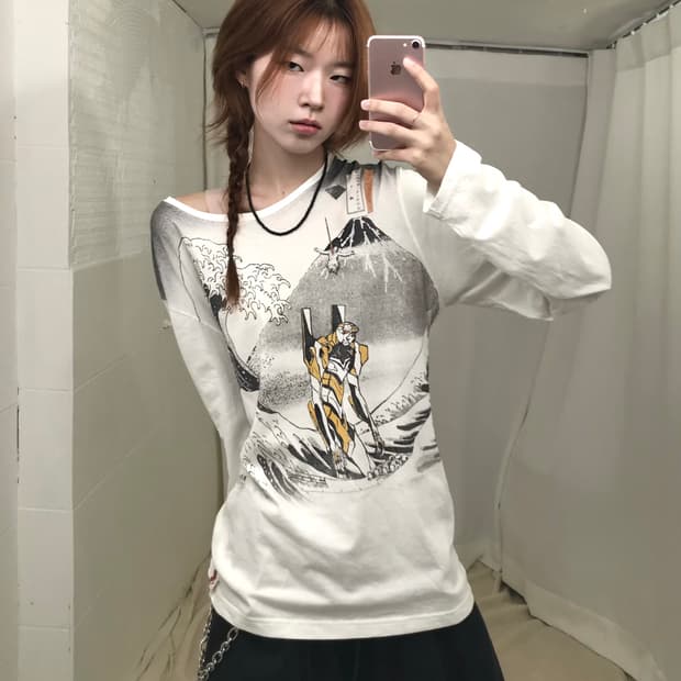 빈티지 에반게리온 롱기누스의 창 프린팅 롱슬리브 티셔츠
