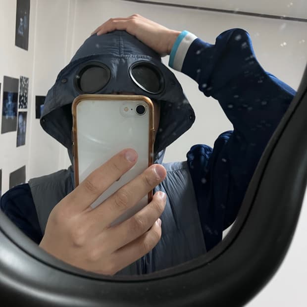 CP컴퍼니 패딩조끼 블루