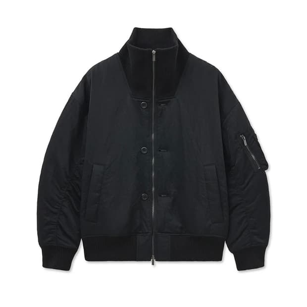 마땡킴 하이넥버튼포인트집업 S