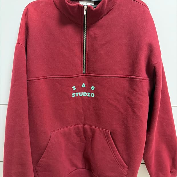 아이앱 스튜디오 하프집업