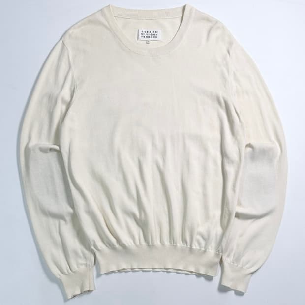 마르지엘라 화이트 엘보패치 니트 