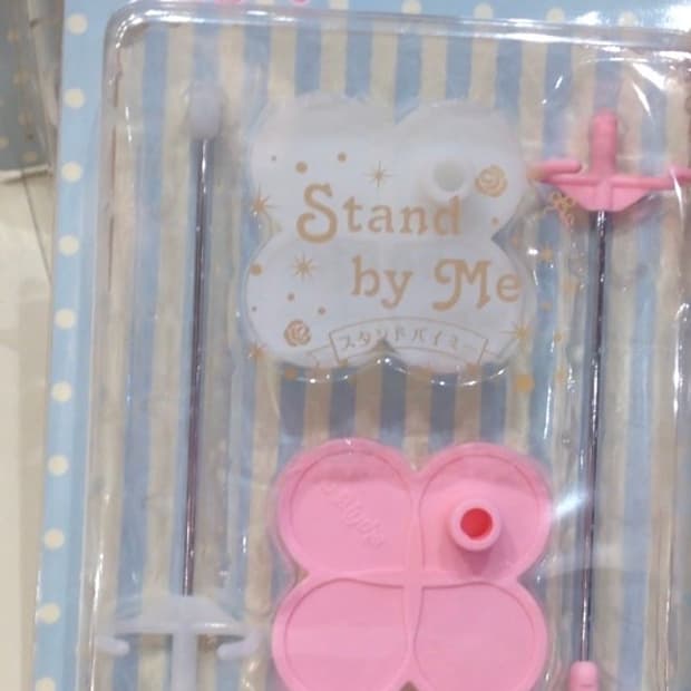 브라이스 인형 스탠드 화이트