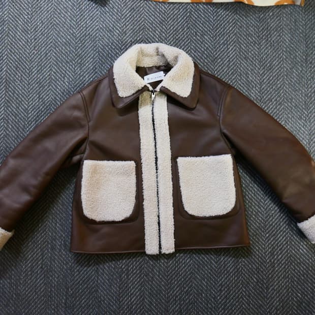 잇미샤 브라운 무스탕 자켓