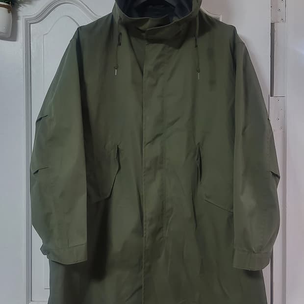 새상품 유니클로 블럭테크 야상  레인코트 m카키 무배