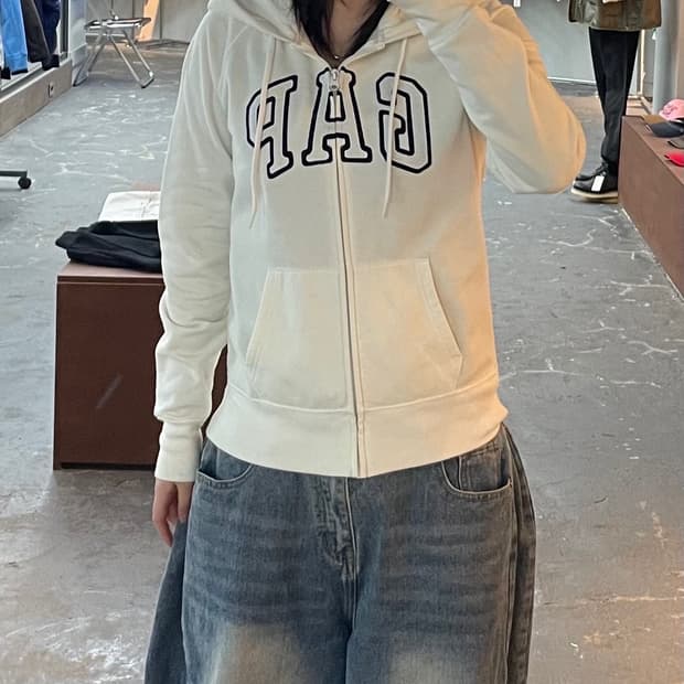 갭 로고 화이트 후드집업 H1601