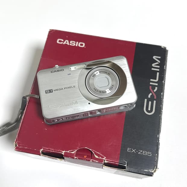 [정품박스] 카시오 엑슬림 ex-z85 실버 디카 빈티지 카메라