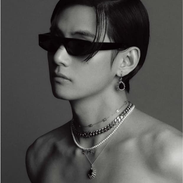 CELINE 뷔 귀걸이