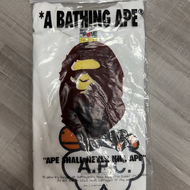 베이프x apc 반팔티 새상품 