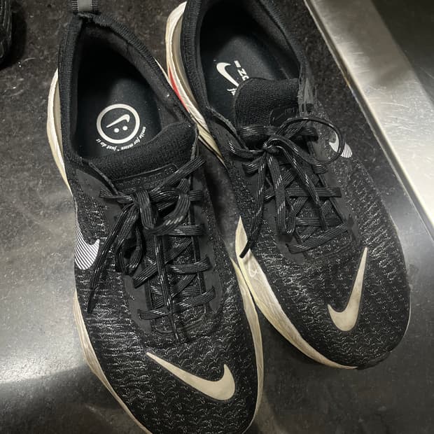 나이키 인빈서블 280 러닝화