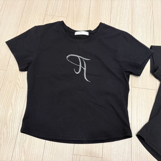 쓰리타임즈 반팔티셔츠