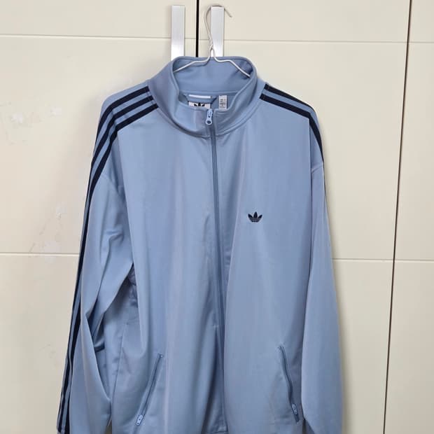 아디다스 져지 소라색