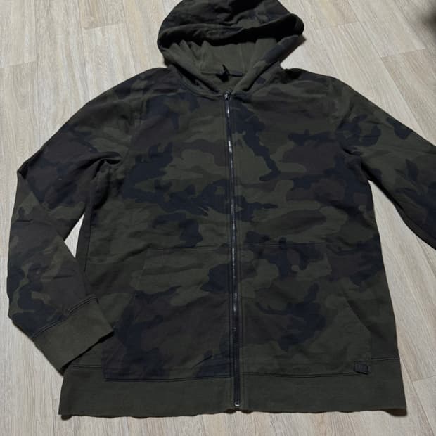 아르마니 카모 후드집업