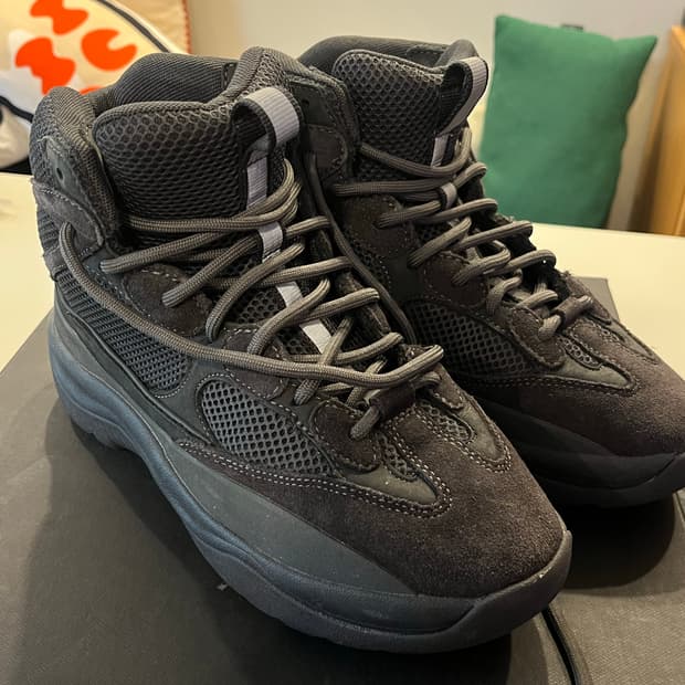 (270) Adidas Yeezy Desert Boot 아디다스 이지