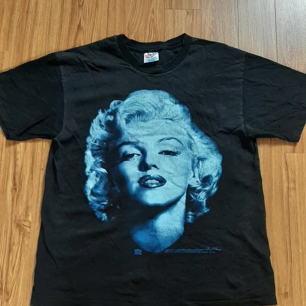 90s Marilyn Monroe T