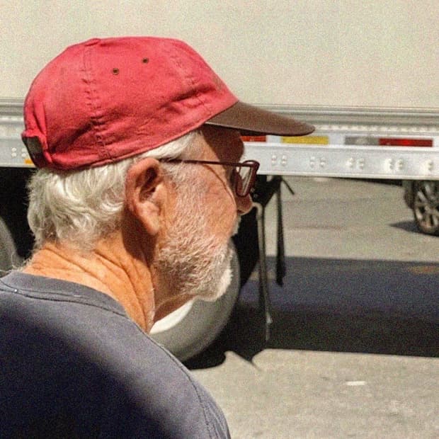 [RARE] L.L.Bean Script Cap (~59 FREE)