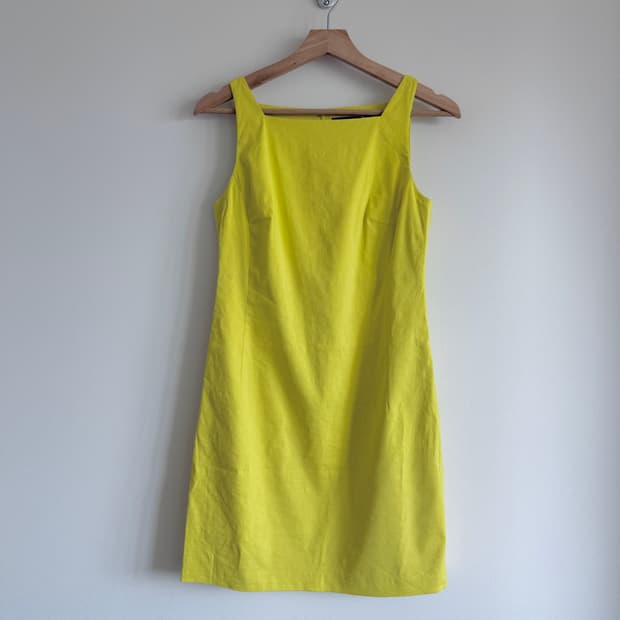 띠어리(Theory) 슬리브리스 원피스