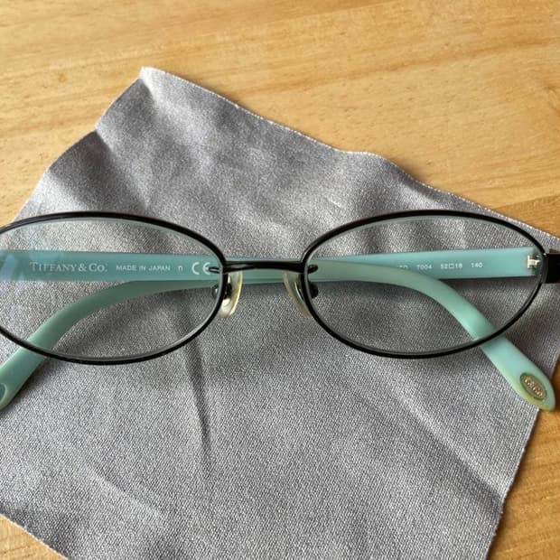 Tiffany & Co. 민트블랙 타원형 안경+정품케이스