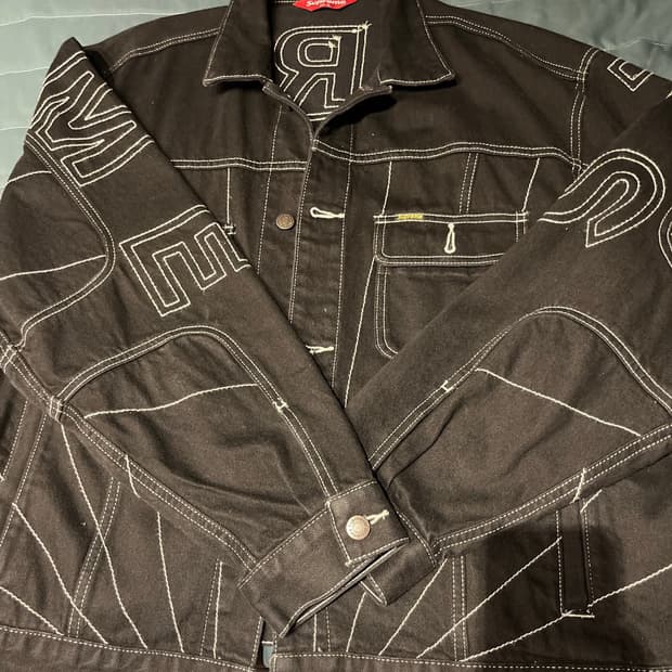 슈프림 레이디얼 자수 데님 트러커 자켓 23fw