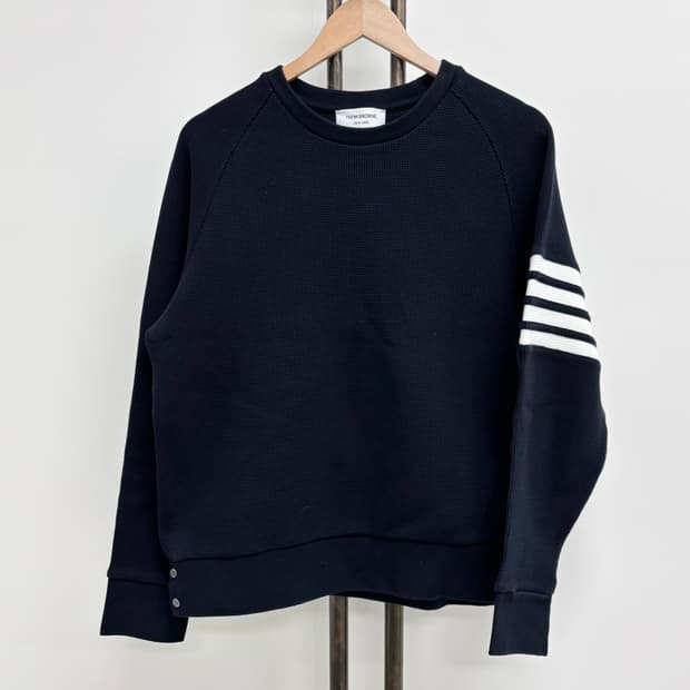 [4]톰브라운 사선완장 와플 맨투맨