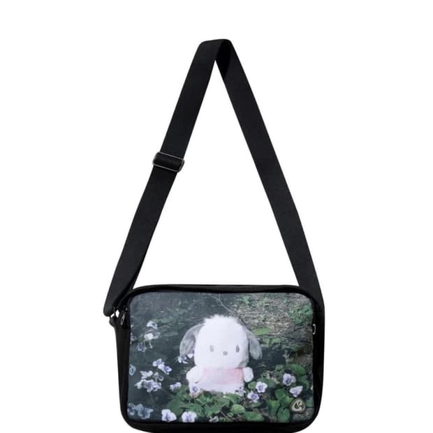 [구해요]스마트어반유즈풀 산리오 포차코 가방