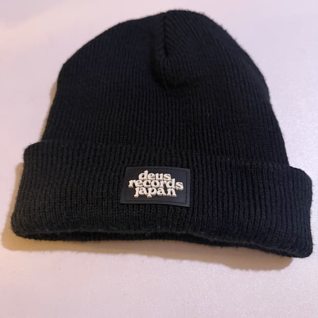 데우스 레코즈 비니 판매합니다!