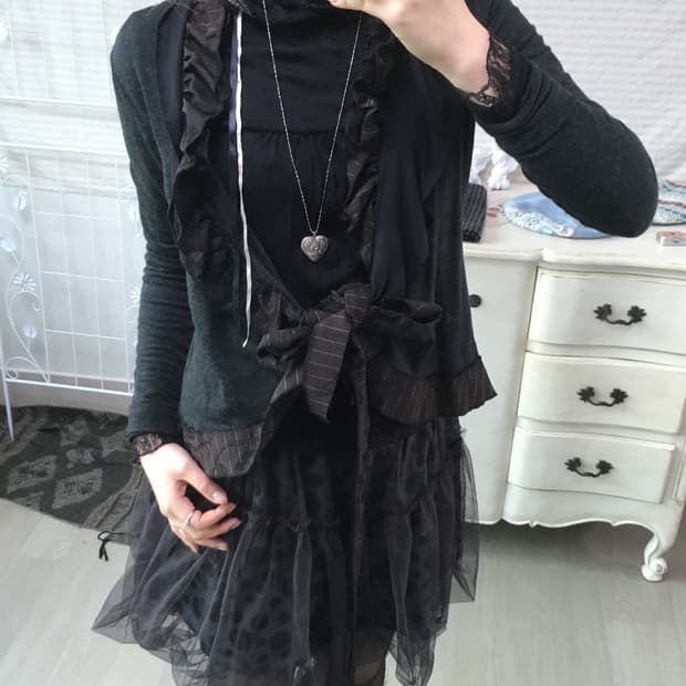 made in italy charcoal frill antique cd