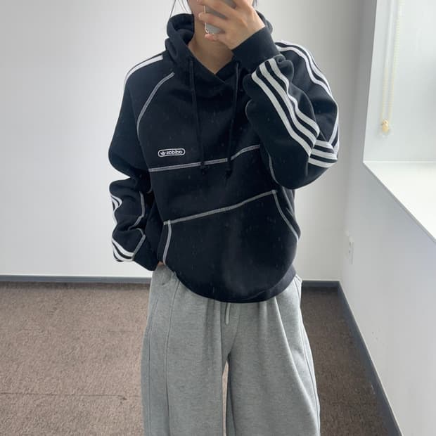 Adidas 아디다스 스몰로고 블랙 트랙탑 후드티