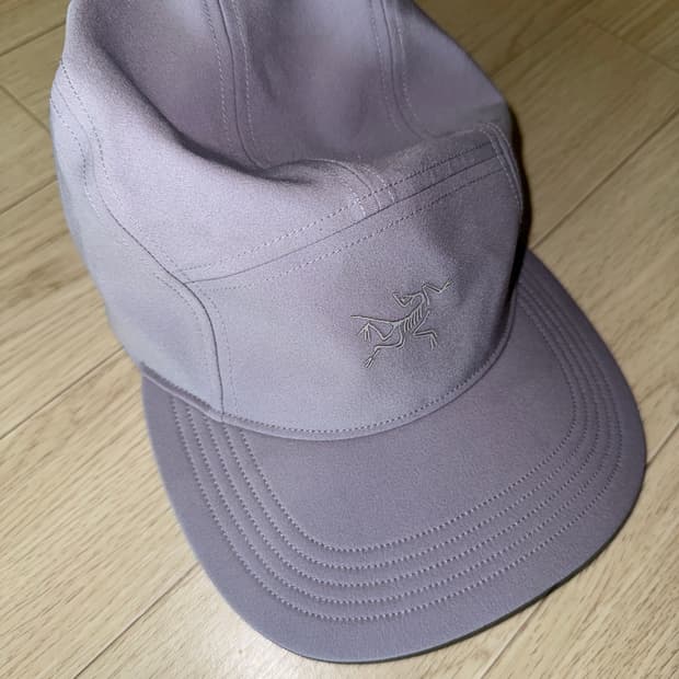 아크테릭스 칼리디움 캡모자