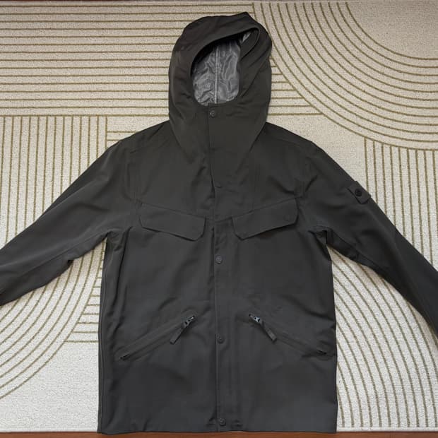 스톤 아일랜드 고스트 자켓 (Stone Island Ghost)