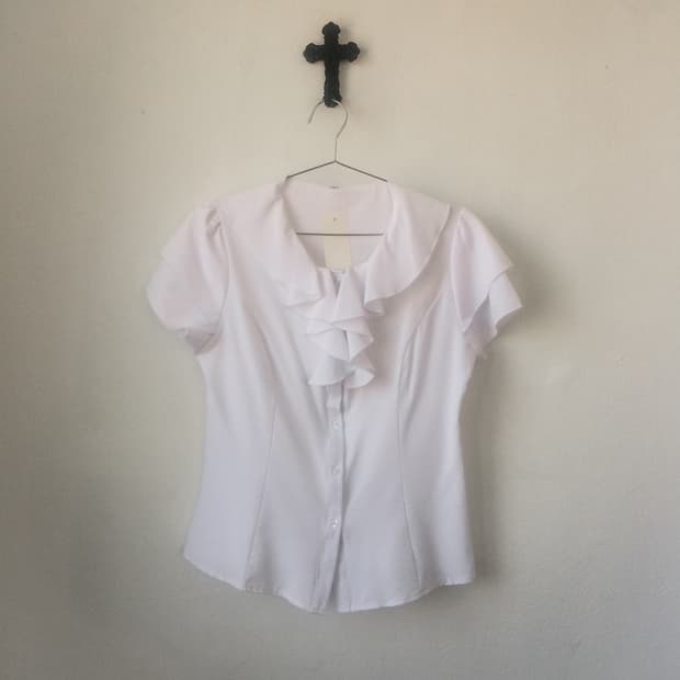 Frill blouse