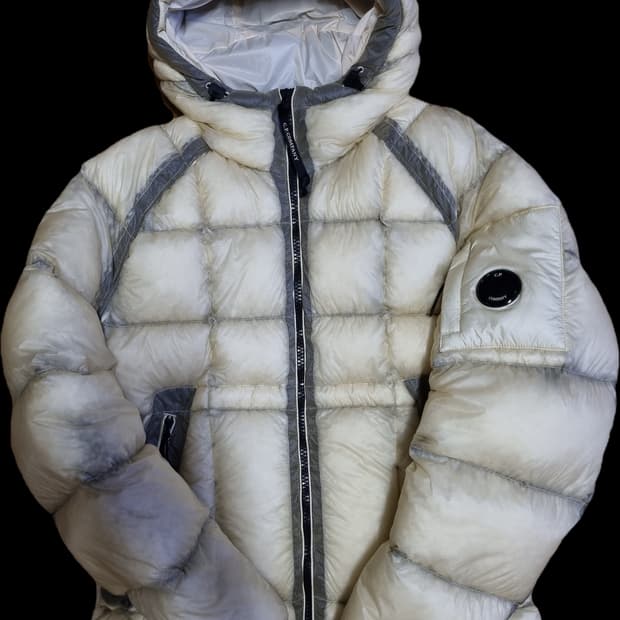 디디쉘 후드 다운 재킷 피스타치오 쉘 베이지