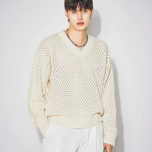 PUNCHING V-NECK KNIT (L)