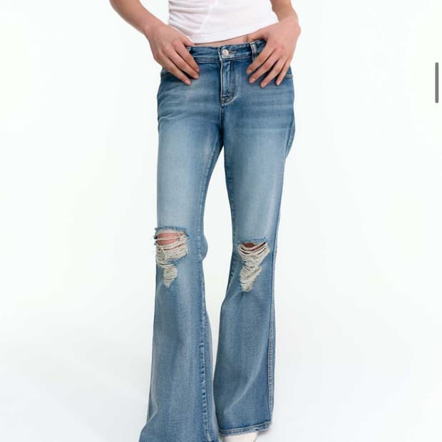 2000아카이브 부츠컷데님 03사이즈 판매해요