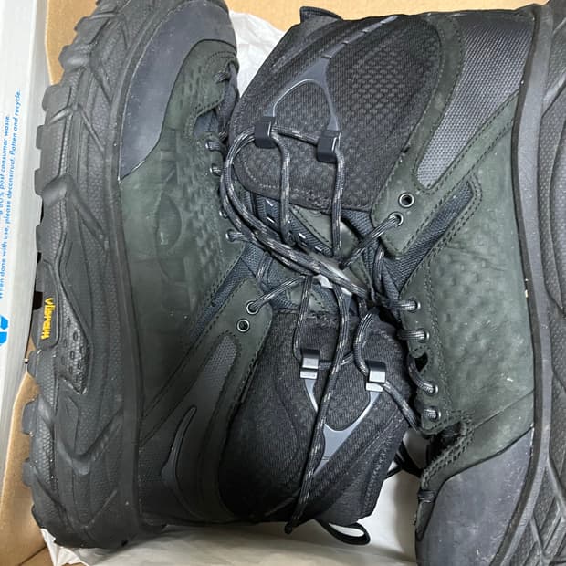 호카오네오네 토르 울트라 하이 블랙