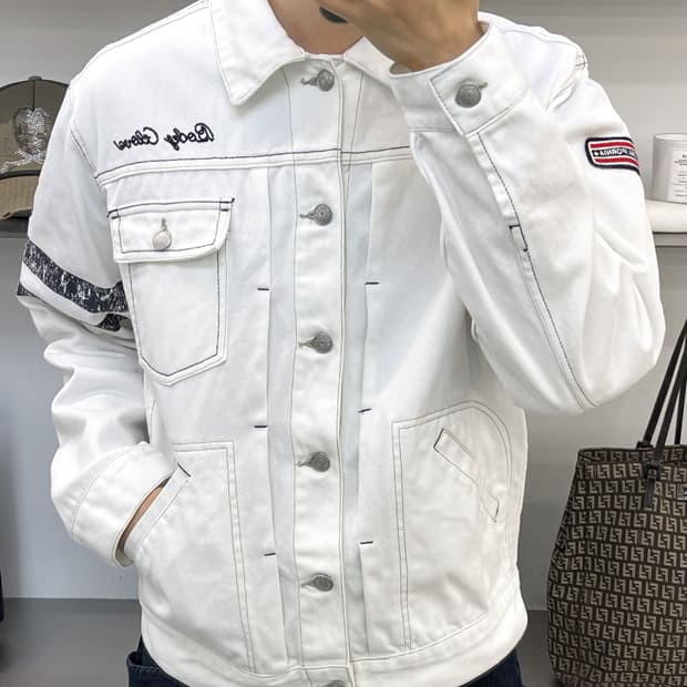Body Glove 화이트 데님 트러커 자켓