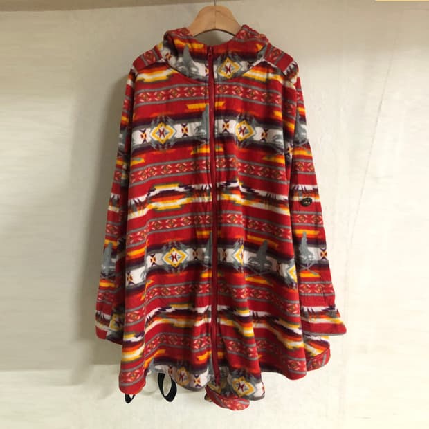 히스테릭글래머 플리스 집업 케이프 판초