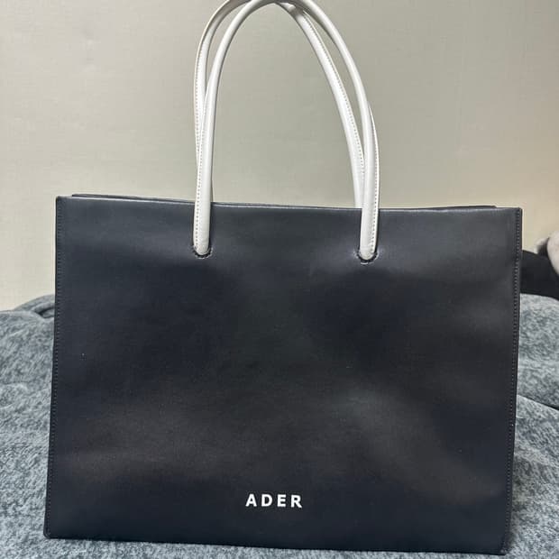 아더에러 와이드 쇼퍼백 느와르